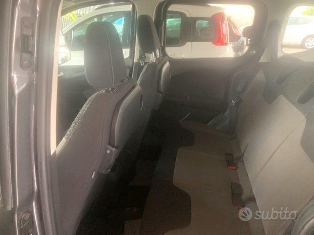 Ford Tourneo Courier 10000