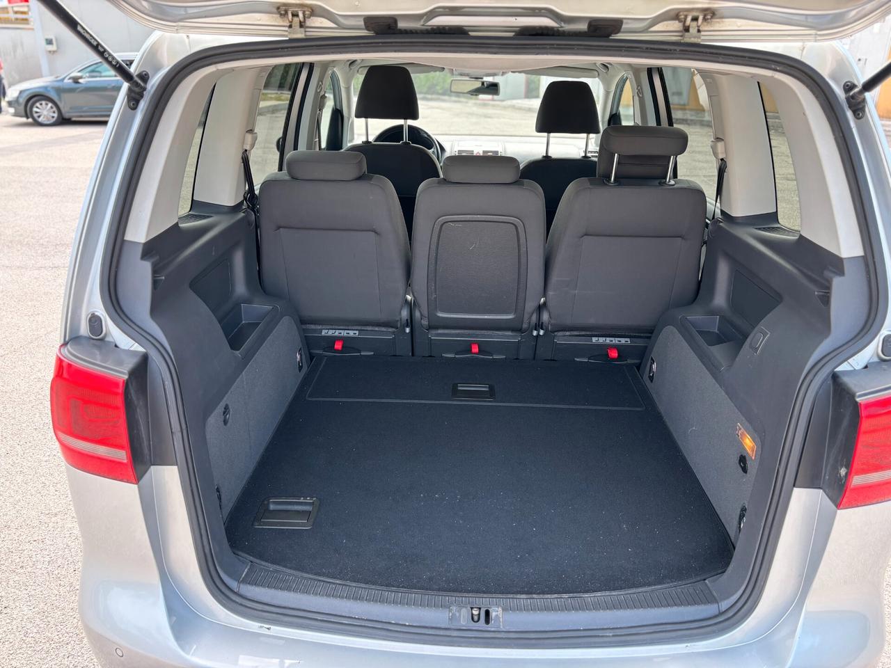 Volkswagen Touran 1.4 METANO CAMBIO AUTOMATICO