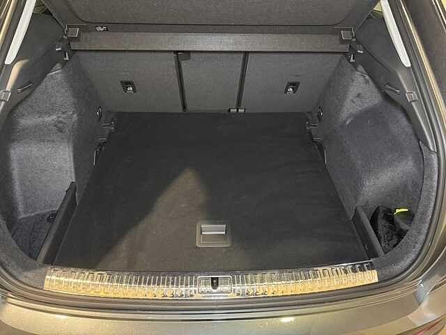 Audi Q3 35 TDI S tronic Identity Black