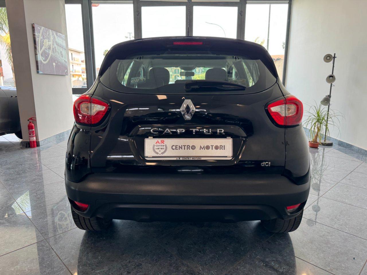 Renault Captur 1.5 dci Excite 90cv Total Black Cerchi 17