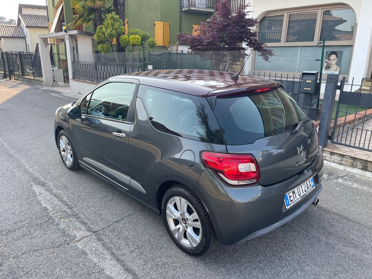 Ds DS3 DS 3 1.4 HDi 70 Just Black