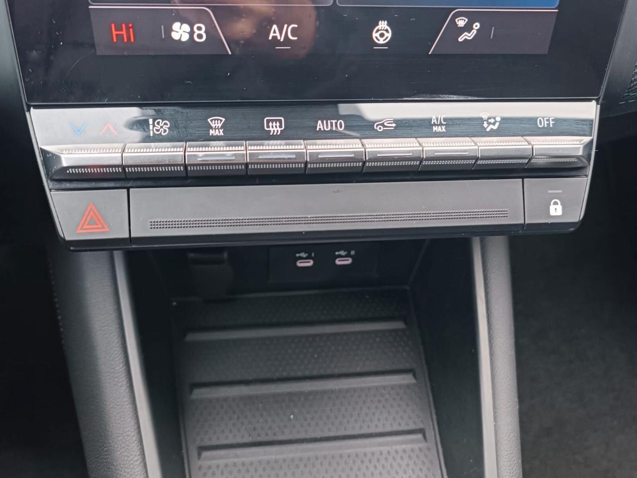 Renault Captur Mild Hybrid 160 CV EDC Esprit Alpine