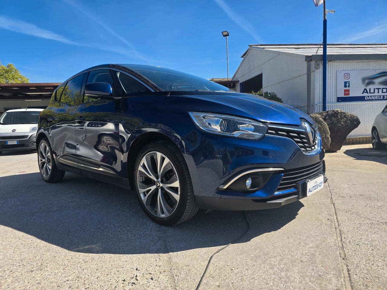 Renault Scenic Scénic dCi 8V 110 CV EDC Energy Bose