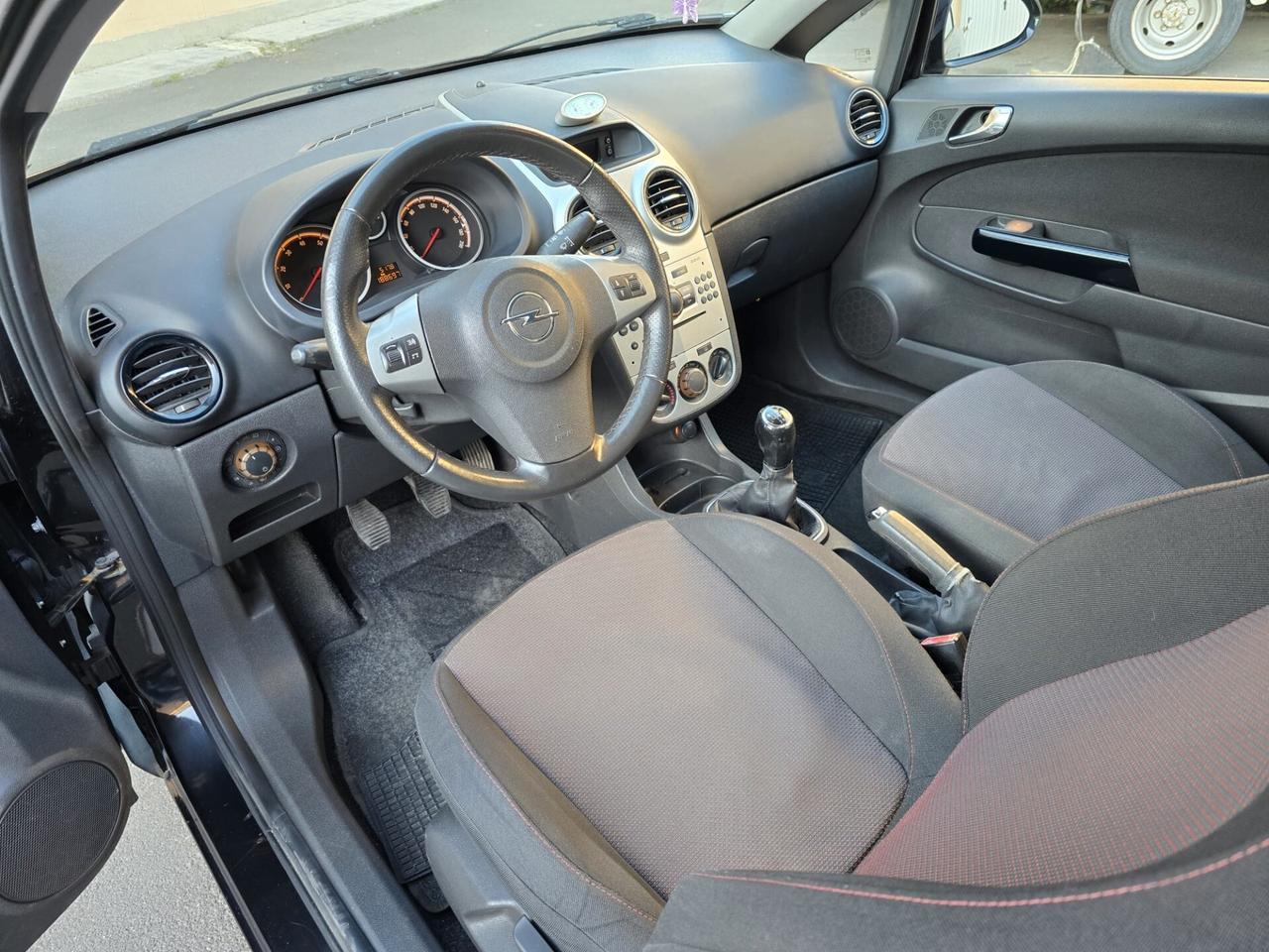 Opel corsa 1.2 benz perfetta neopatentati possibilita 12 mesi garanzia