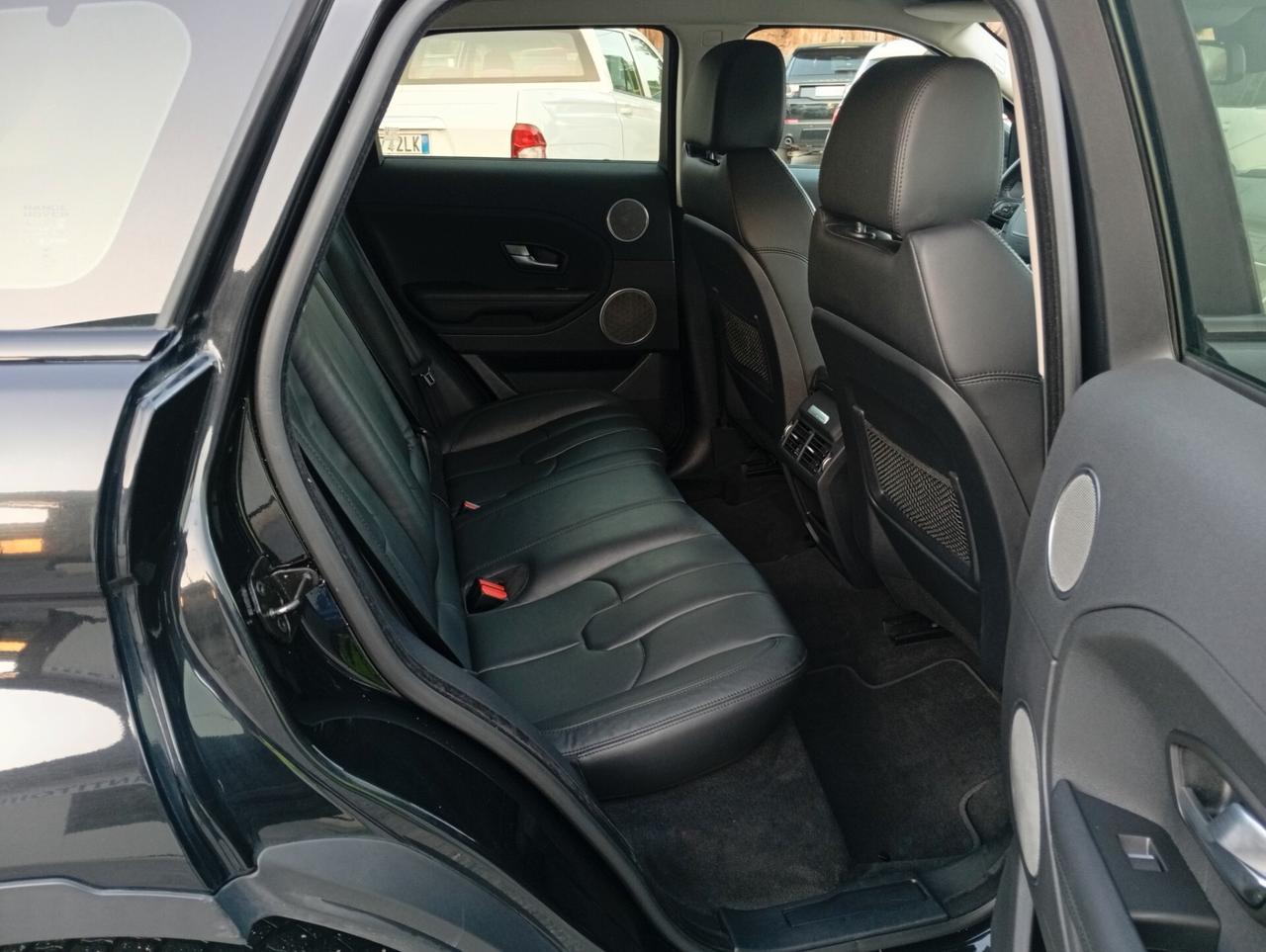 Land Rover Range Evoque 2.2 TD4 5p. Pure