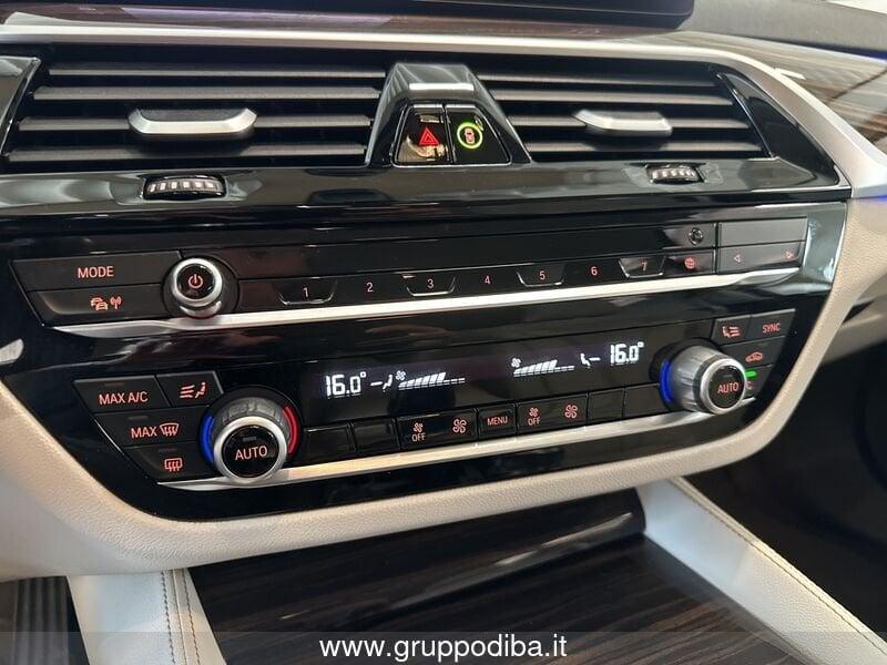 BMW Serie 5 Touring Serie 5 G31 2020 Touring LCI D 530d Touring mhev 48V xdrive Luxury auto