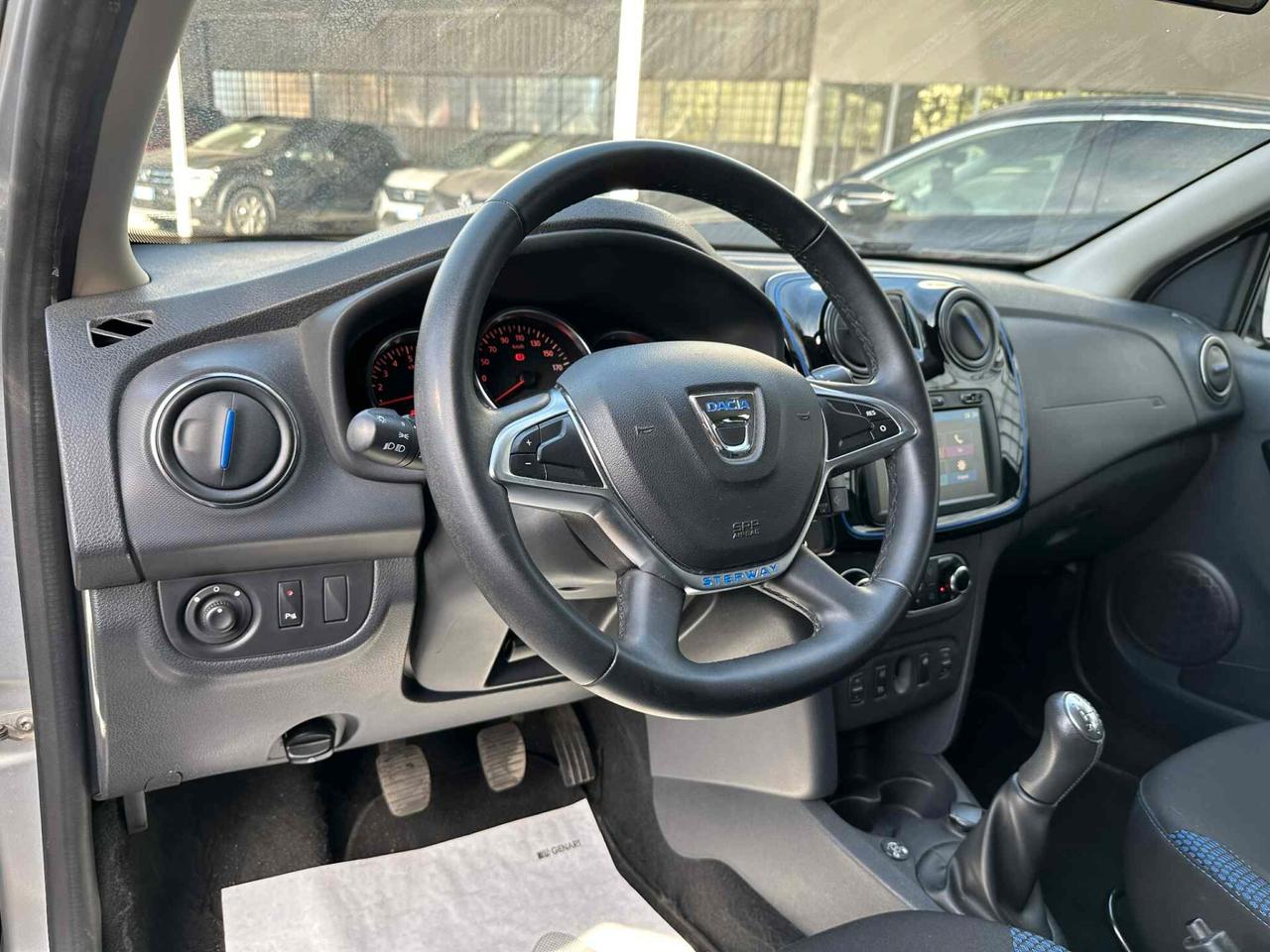 Dacia Sandero Stepway 1.0 TCe 100CV ECO-G 15th Anniversary
