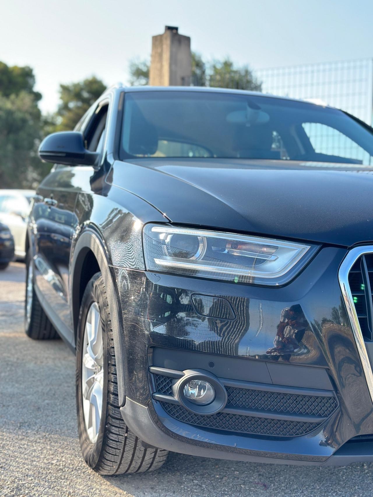 Audi Q3 2.0 TDI Advanced Plus-2012 PELLE/NAVI/17"