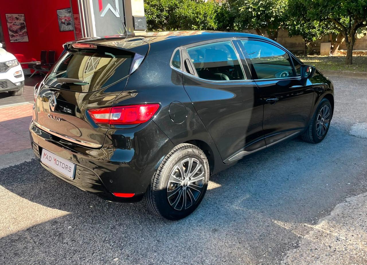 Renault Clio 1.5 dCi 90 CV 5p Duel