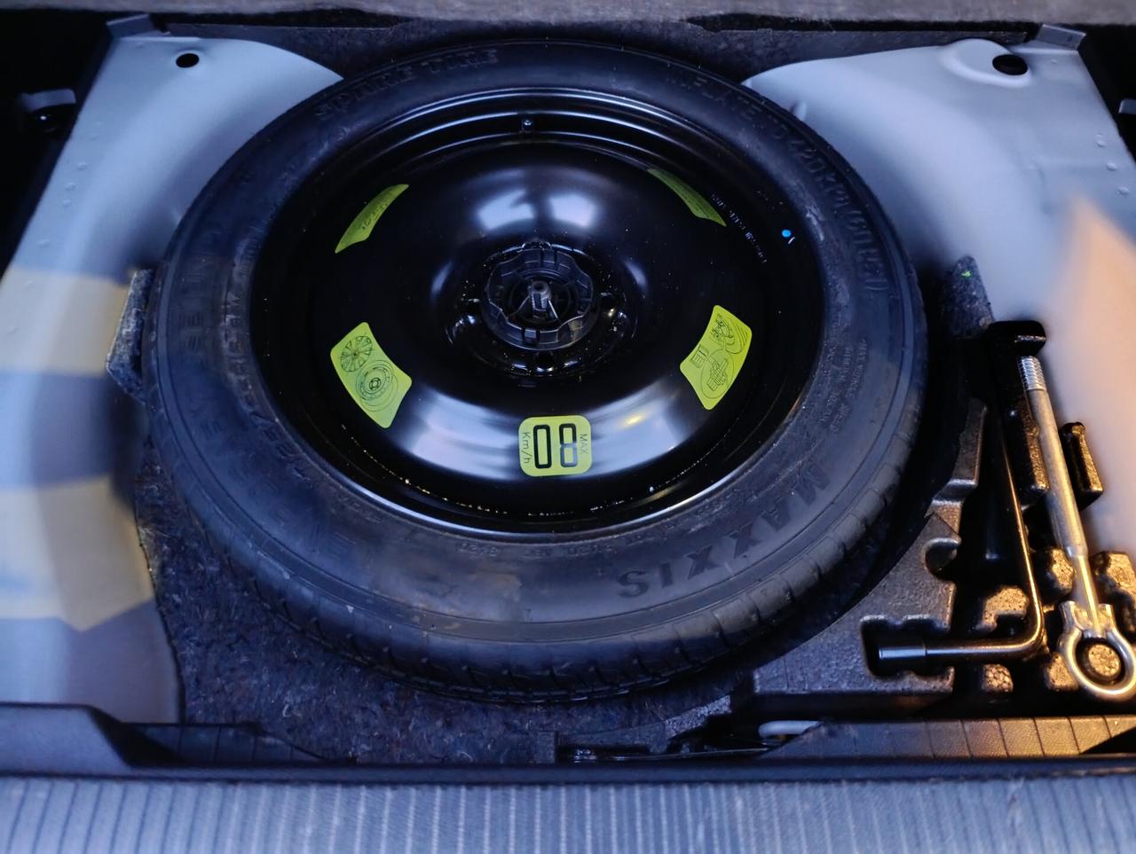 PEUGEOT 2008 1.5 HDI 12/2020 LED/NAV/SENSORI POSTERIORI