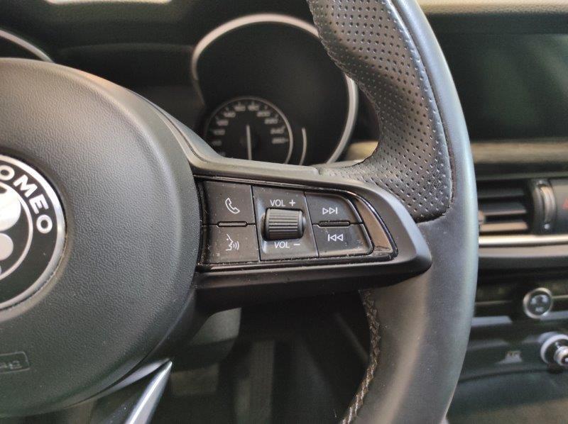 ALFA ROMEO Stelvio - Stelvio 2.2 Turbodiesel 190 CV AT8 Q4 Business