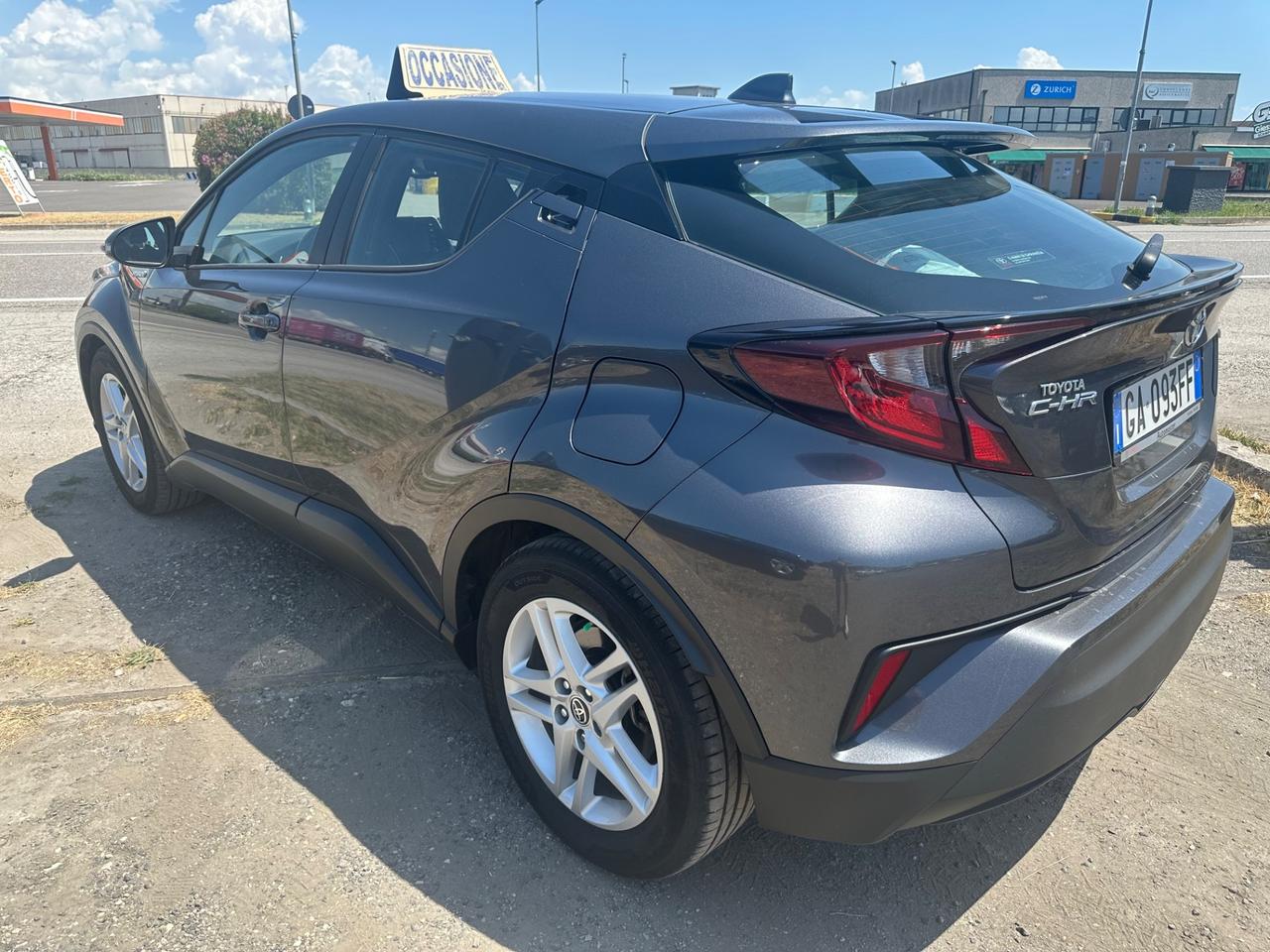 Toyota C-HR 1.8 Hybrid E-CVT Business