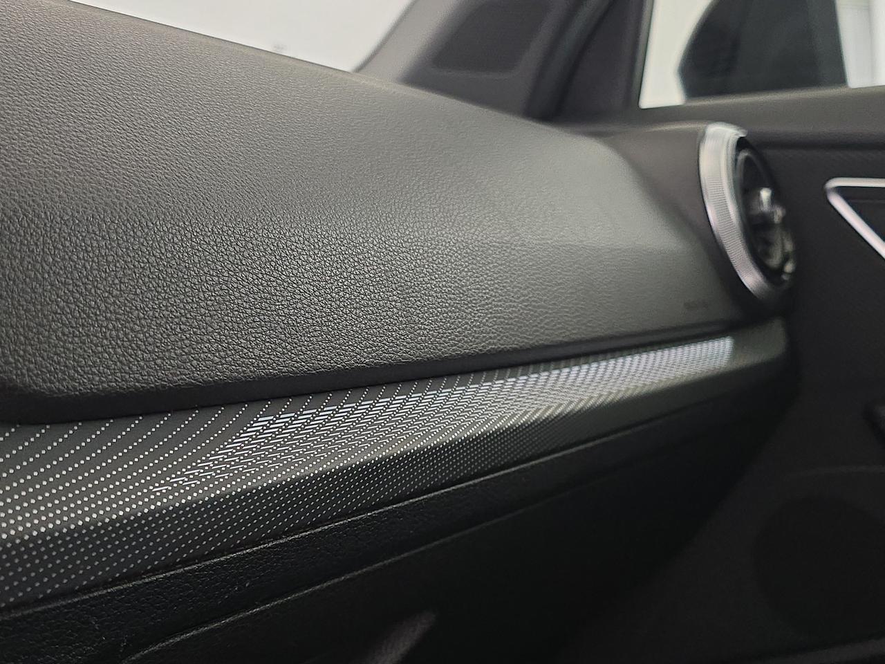 Audi Q2 35 2.0 tdi identity black s-tronic