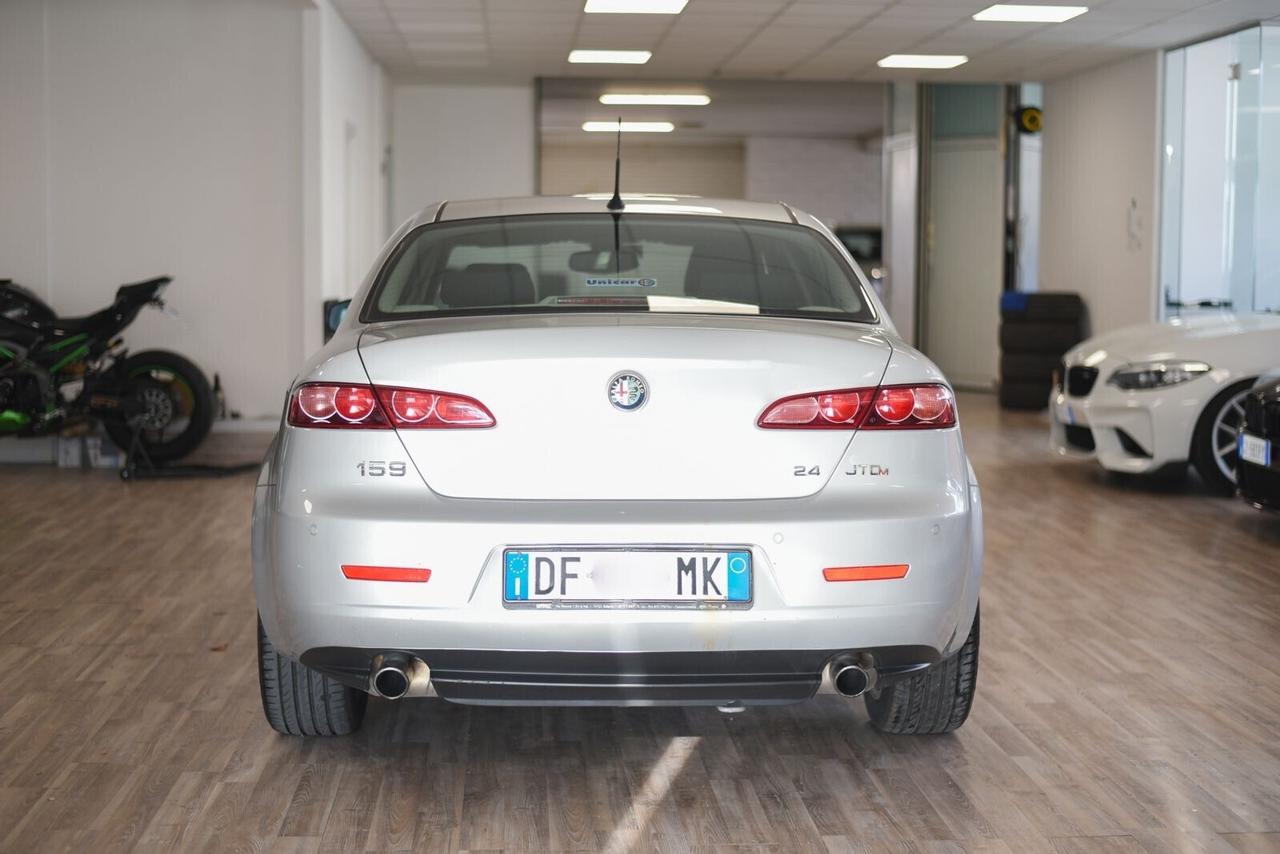Alfa Romeo 159 1.9 JTDm 16V Exclusive Q-Tronic