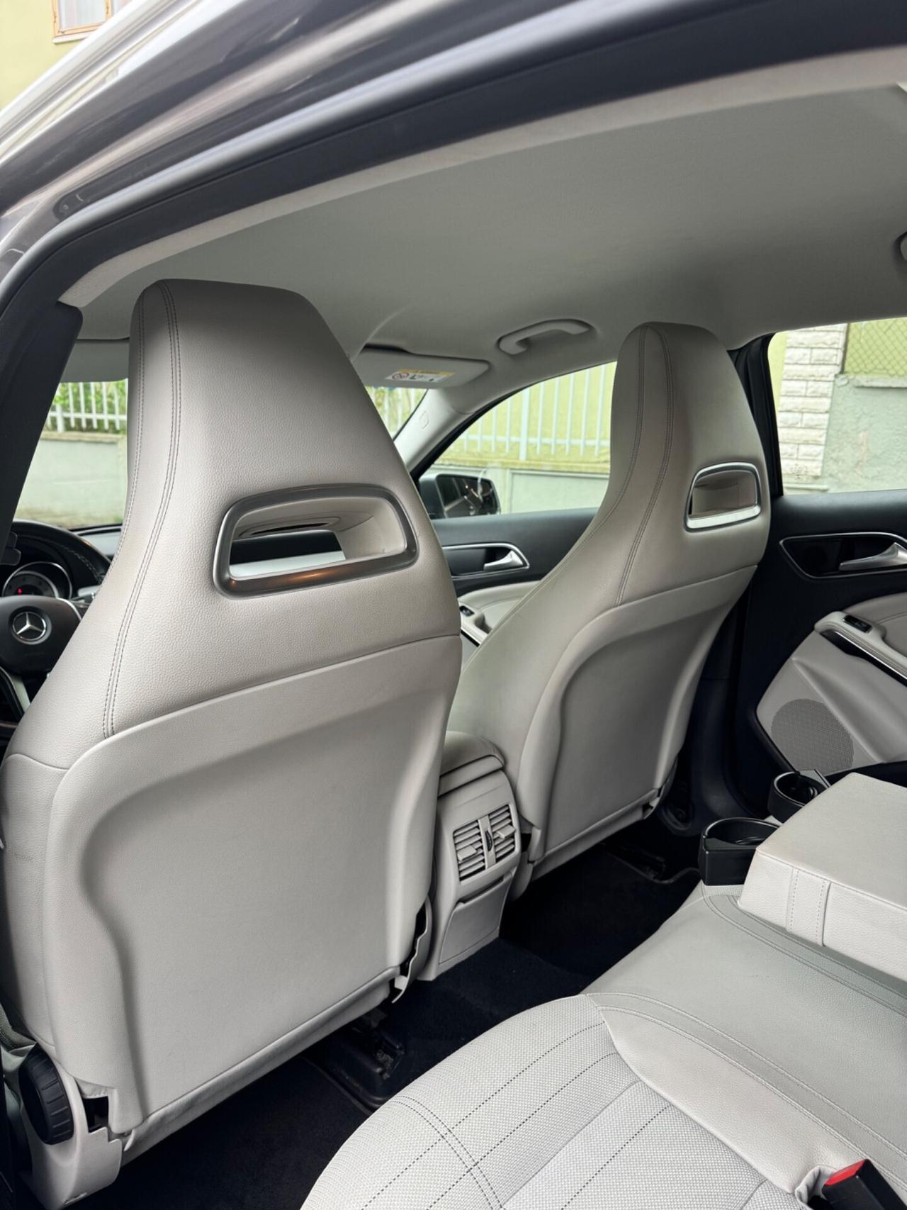 Mercedes-benz GLA 200 CDI Automatic 4Matic Premium