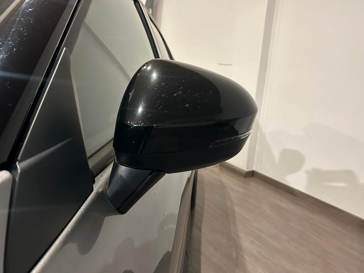 Nissan Juke 1.0 Dig-t 114 cv N-connect