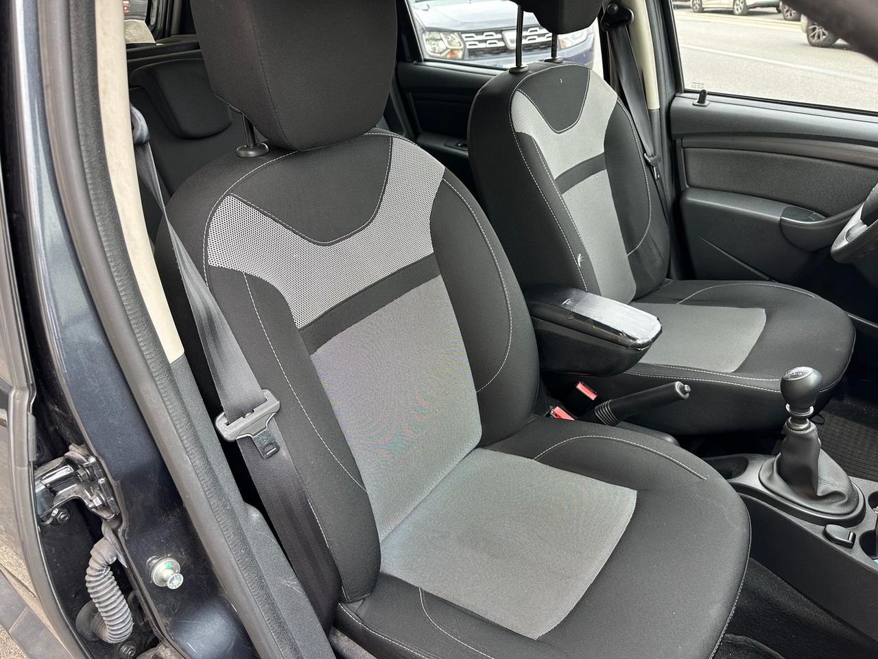 Dacia Duster 1.5 dCi 8V 110 CV  #10032