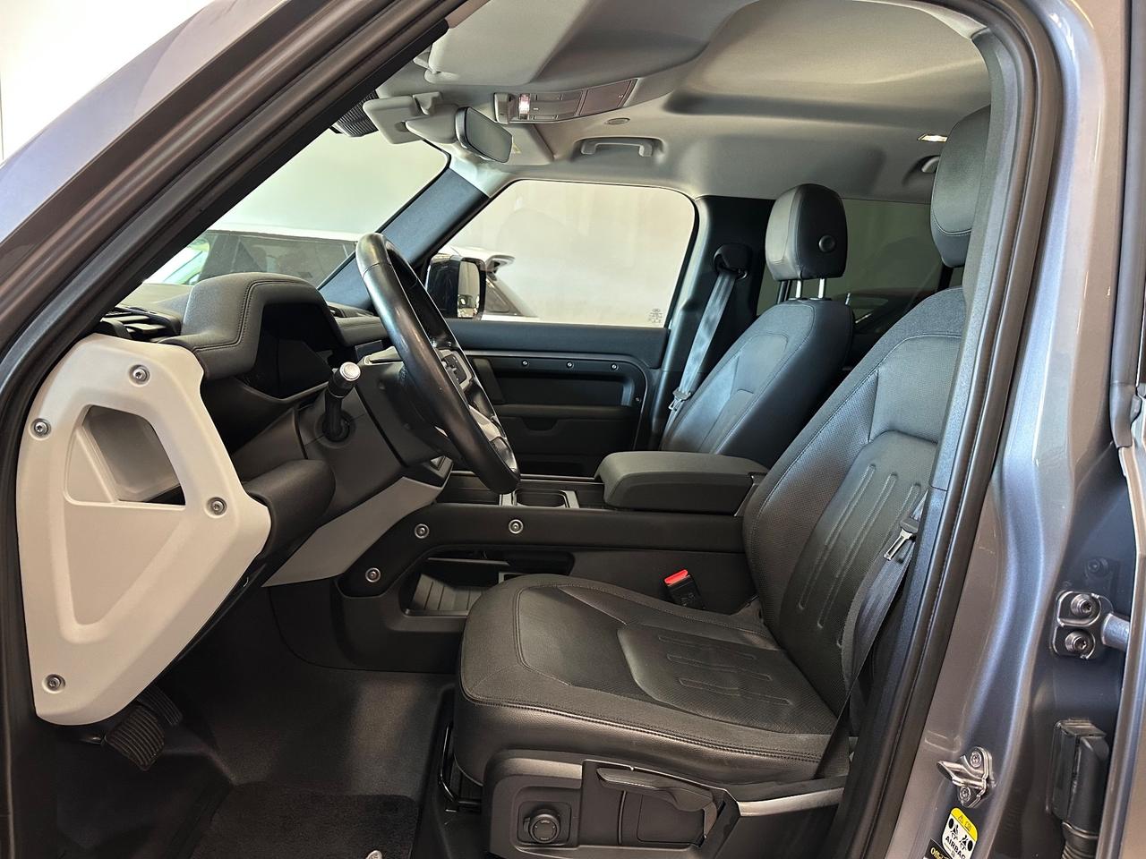 Land Rover Defender 110 2.0 SD4 AWD Auto SE