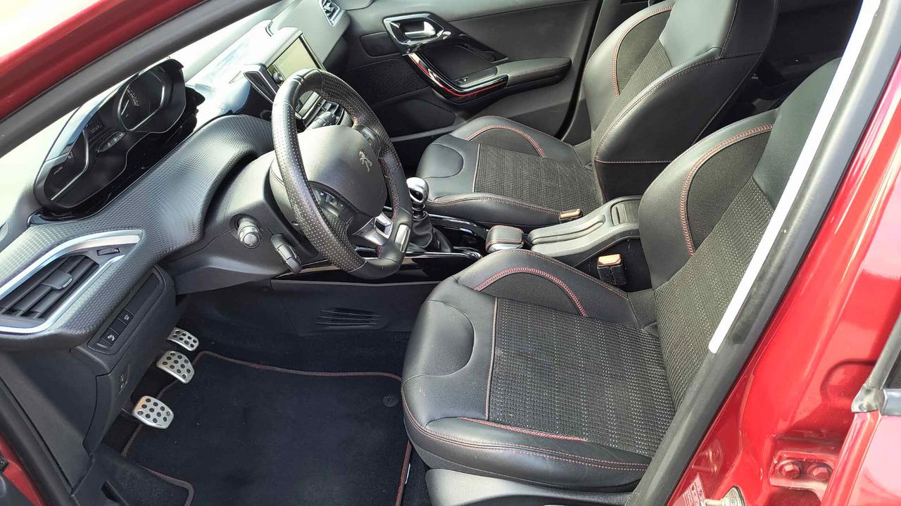 Peugeot 2008 BlueHDi 100 GT Line