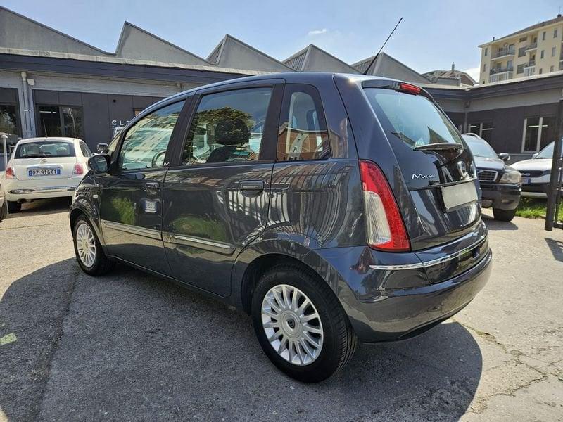 Lancia Musa Musa 1.4 16v