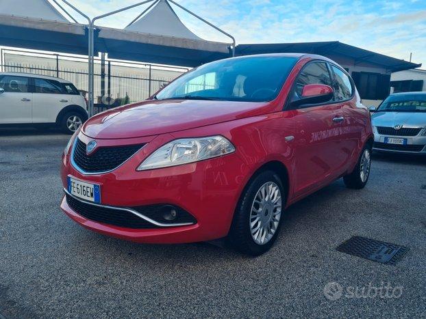 Lancia Ypsilon 1.2 69 CV 5 porte GPL Ecochic Gold