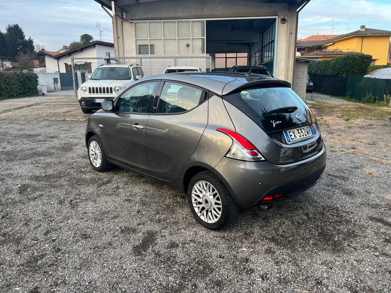 Lancia Ypsilon 1.2 69 CV 5 porte S Momodesign*NEOPATENTATI