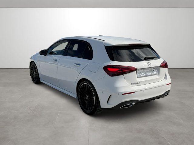MERCEDES-BENZ A 200 d Automatic AMG Line Premium Night Edition