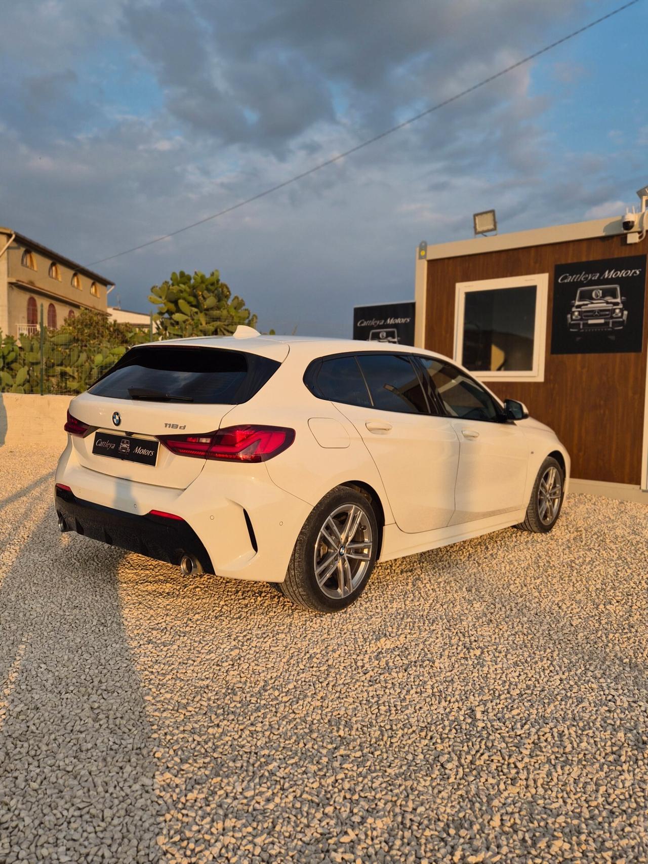 Bmw 118 118d 5p. Msport