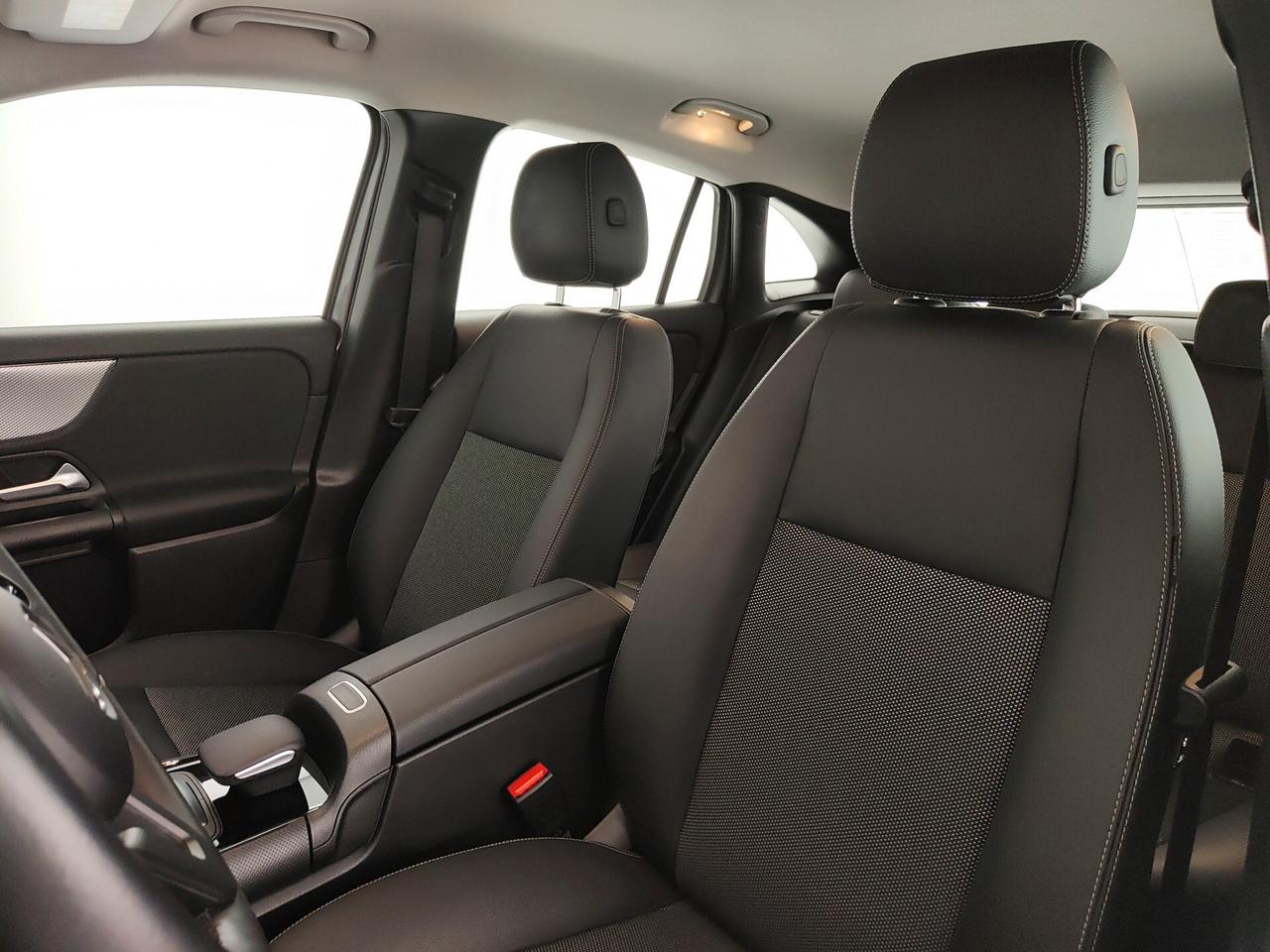 Mercedes-benz GLA 200 d Automatic Business Extra