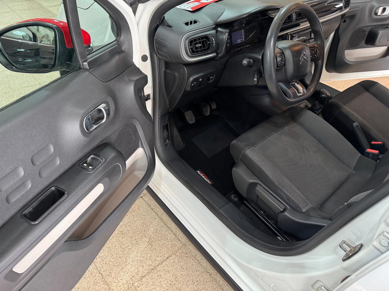 Citroen C3 PureTech 82 Shine OK NEOPATENTATI