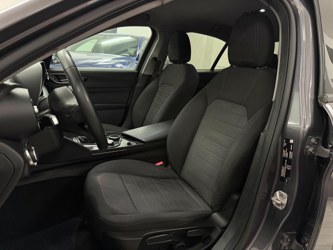 Alfa Romeo Giulia 2.2 TD 150 CV BUSINESS NAVI DISTRIBUZIONE ESEGUITA
