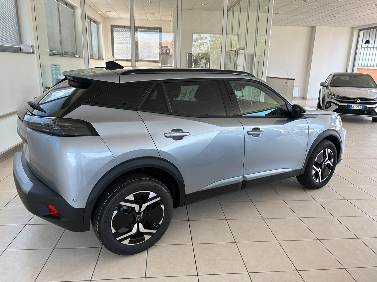 Peugeot 2008 PureTech 100 S&S Allure