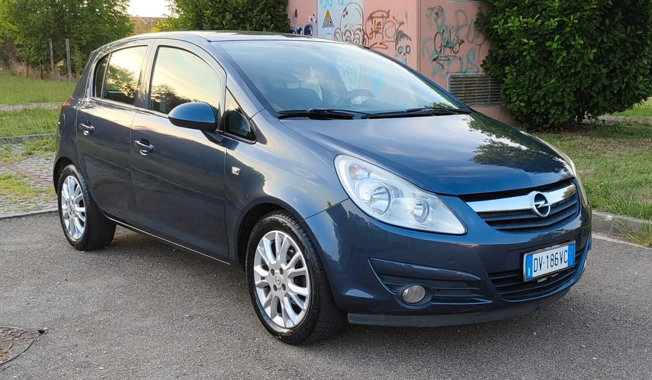 Opel Corsa 1.2 80CV 5 porte GPL-TECH Enjoy