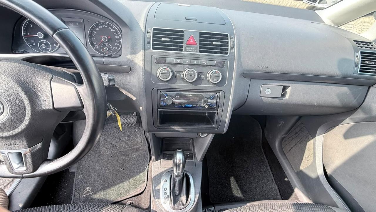 VW TOURAN 1.6 DIESEL 7 POSTI AUTOMATICO NEOP.