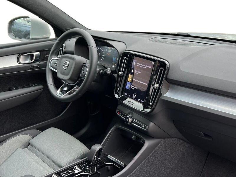 Volvo XC40 Recharge T4 Recharge Plug-in Hybrid 129+82 CV Automatico Plus Bright