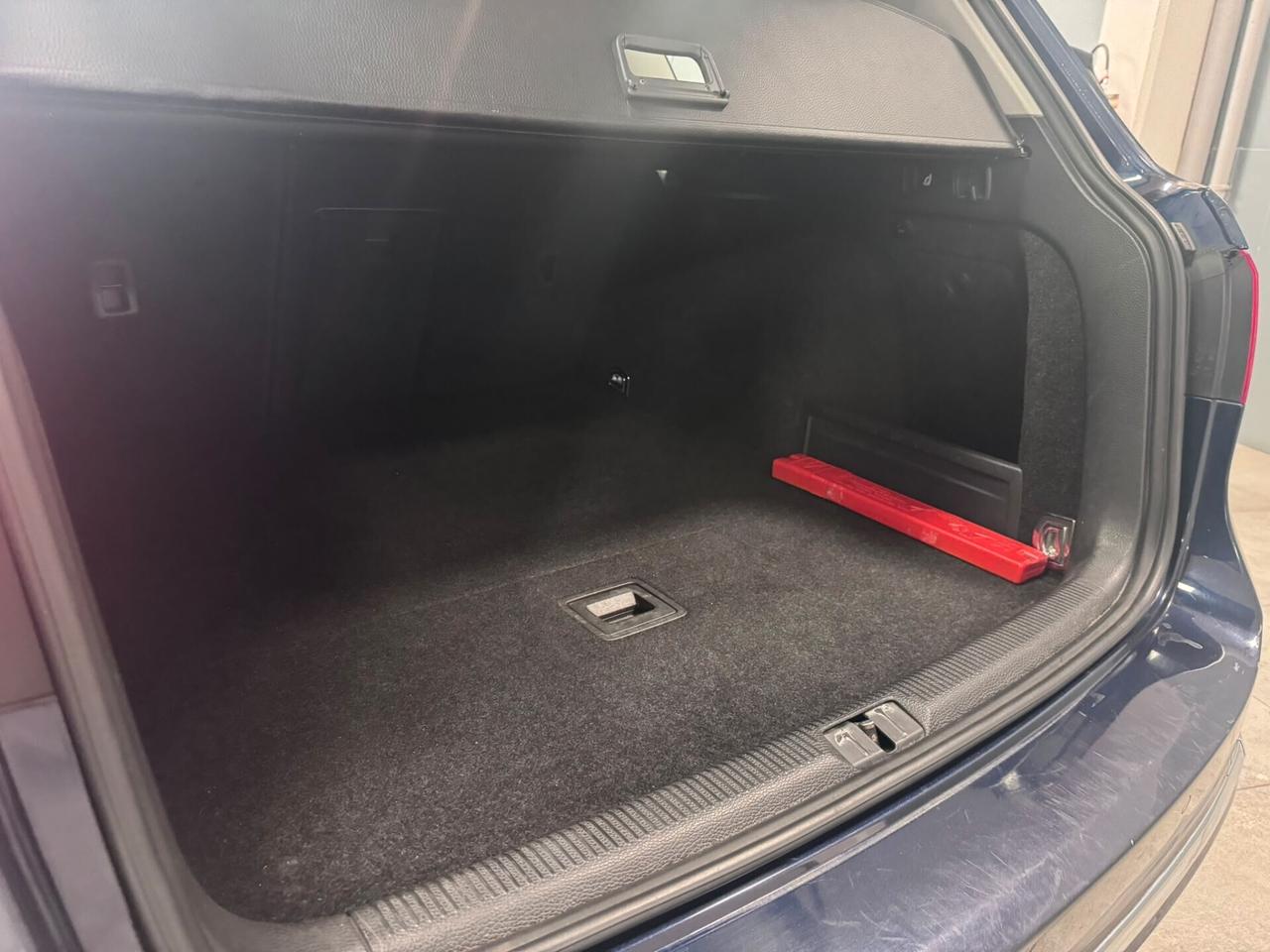 Volkswagen Passat 2.0 TDI Comfortline BlueM. Tech.