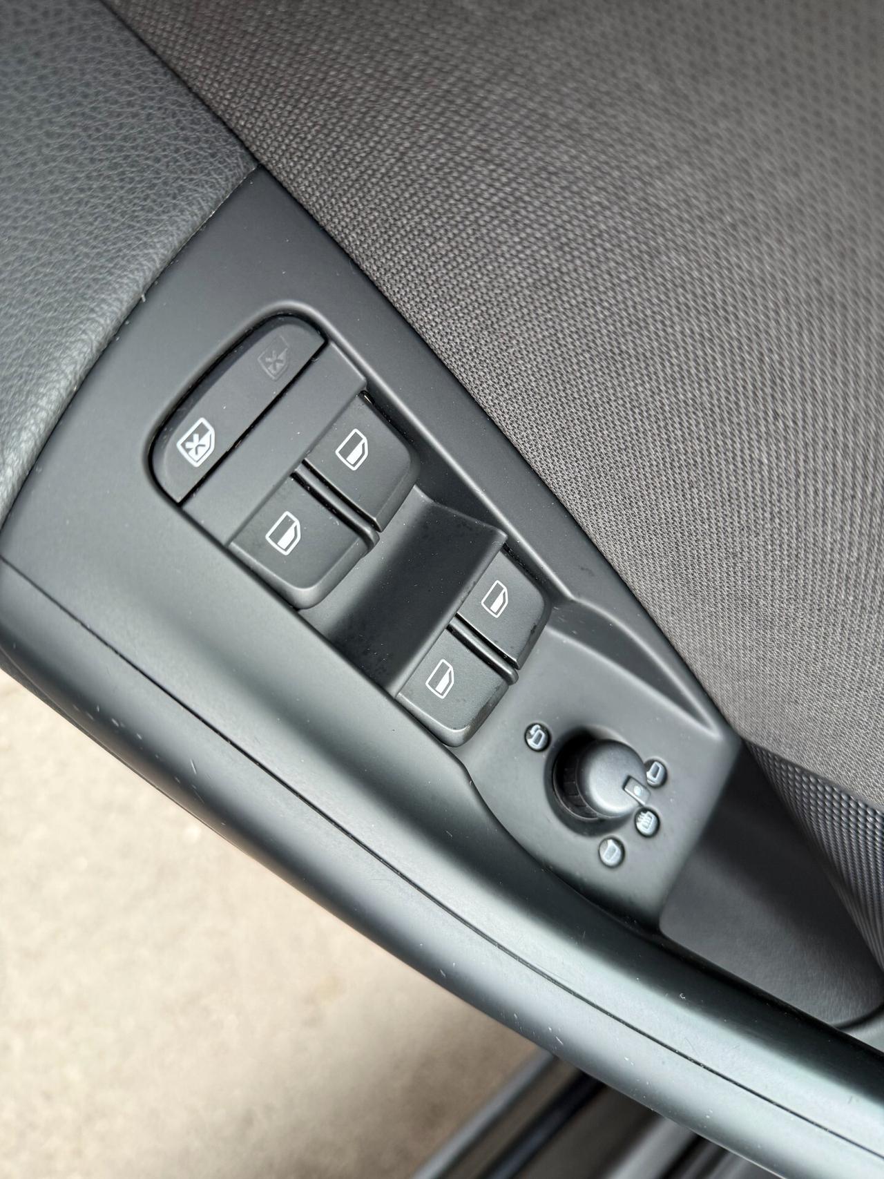 Audi Q3 2.0 TDI 150 CV Stronic NAVI LED - 2017