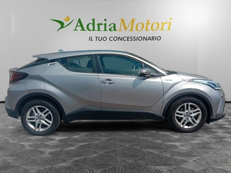 Toyota C-HR Hybrid 1.8H (122CV) E-CVT Dynamic