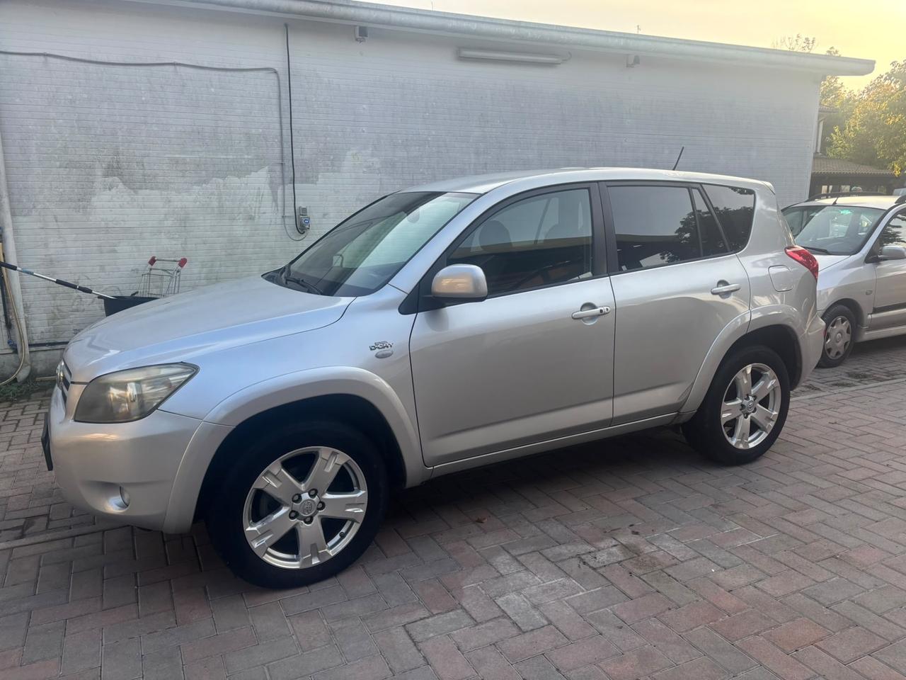 Toyota RAV 4 RAV4 2.2 D-4D 150 CV DPF Sol KM. CERTIFICATI TOYOTA BELLISSIMO PERMUTABILE