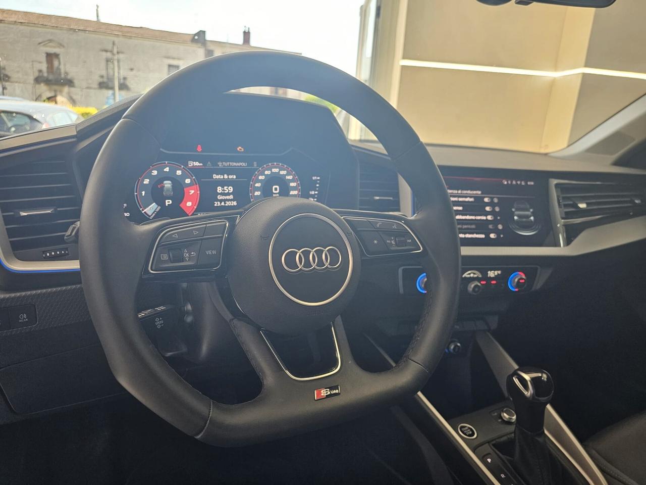 NUOVA AUDI A1 SPORTBACK S-LINE BLACK LINE 30 TFSI 116CV S-TRONIC - PACK LUCI.