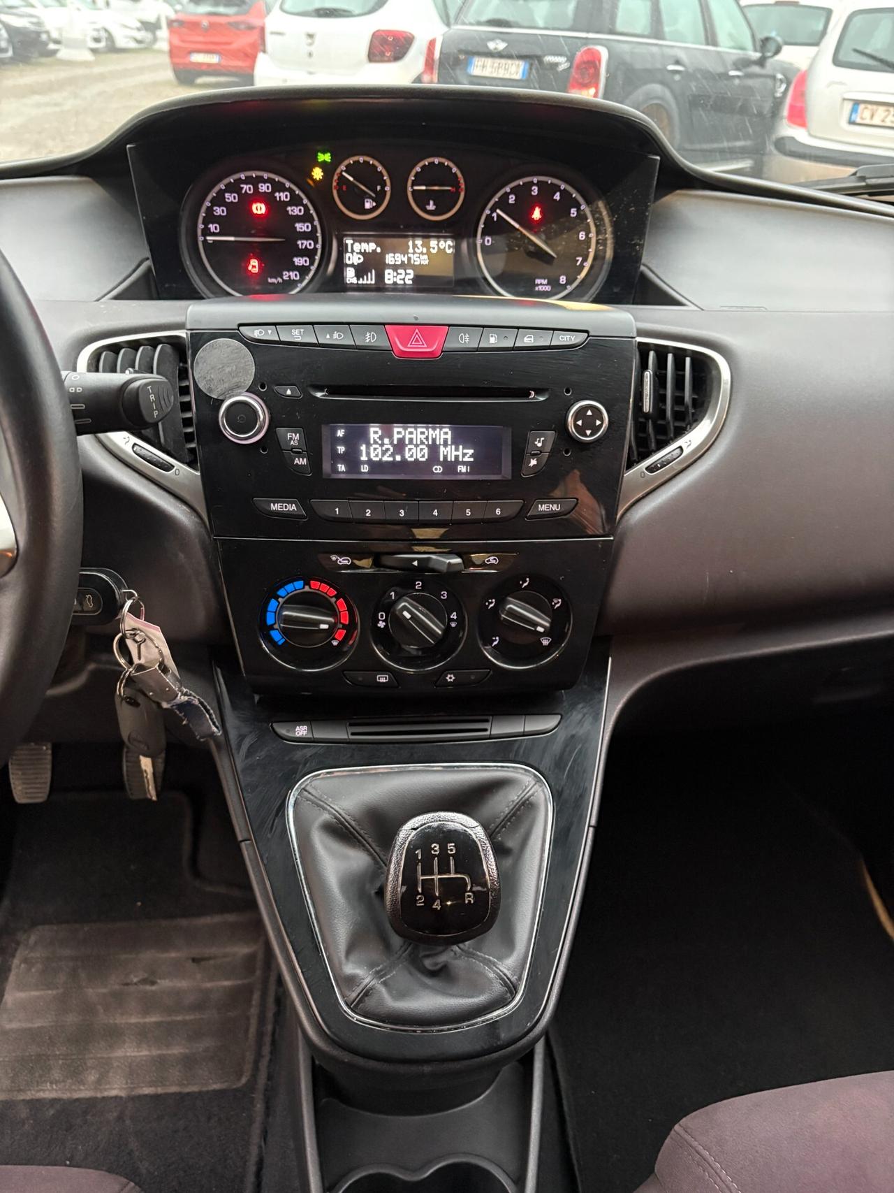 Lancia Ypsilon 0.9 Metano