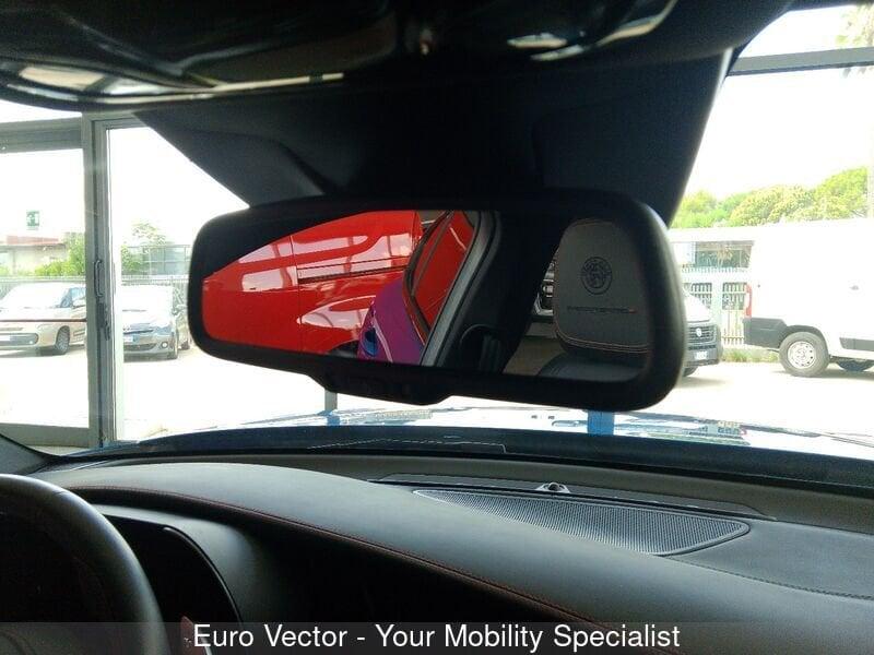 Alfa Romeo Giulia Giulia 2.2 Turbodiesel 210 CV AT8 AWD Q4 Veloce