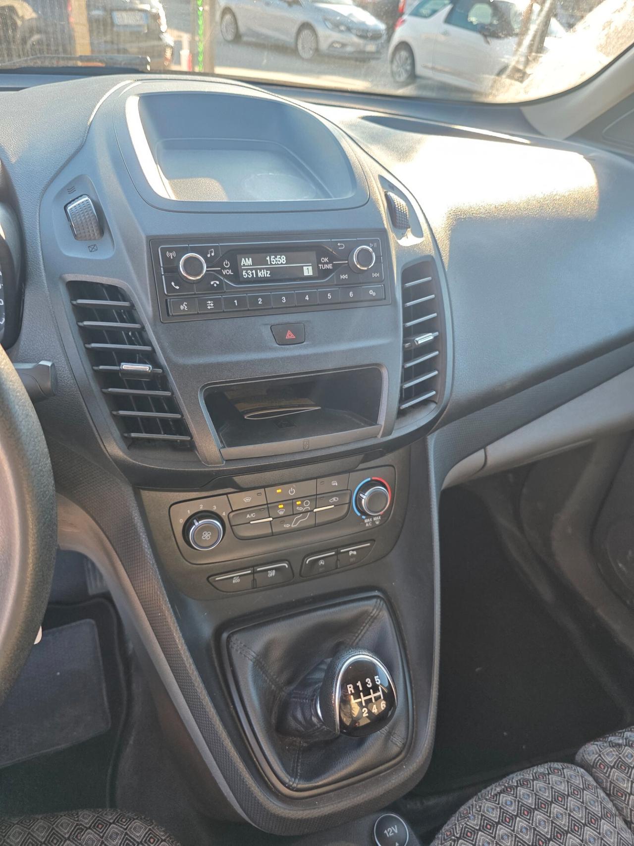 Ford transit connect euro6 lungo