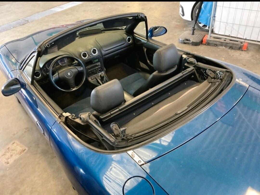 Mazda MX-5 1.8i 16V 140cv