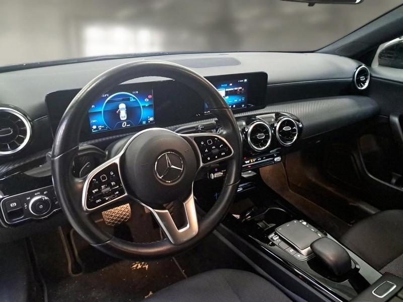 MERCEDES-BENZ CLA 180 D AUTOMATIC BUSINESS 4 PORTE COUPE