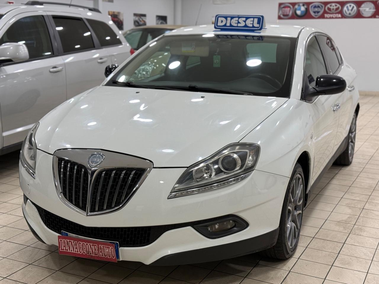 Lancia Delta 1.6 mjt platino