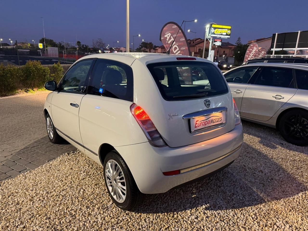 Lancia Ypsilon 1.2 Argento