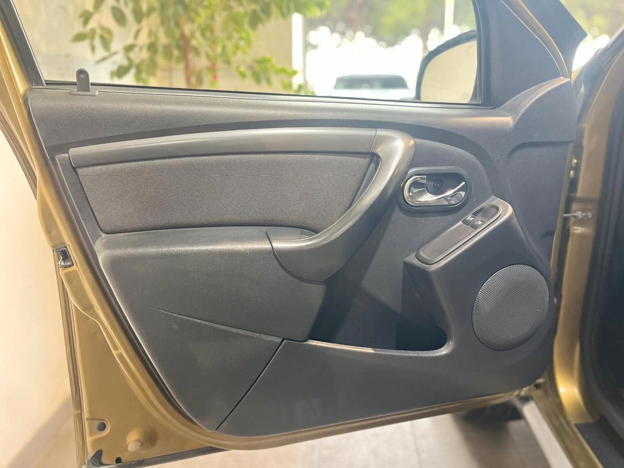 DACIA DUSTER 1.5 dCi 4x2 Lauréate *UNICOPRO* *2017*