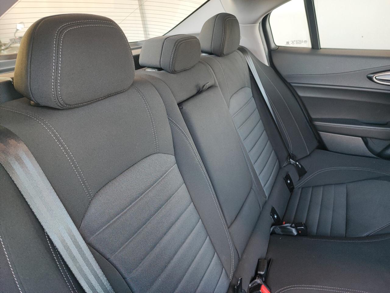 Alfa Romeo Giulia 2.2 Turbodiesel 136 CV AT8