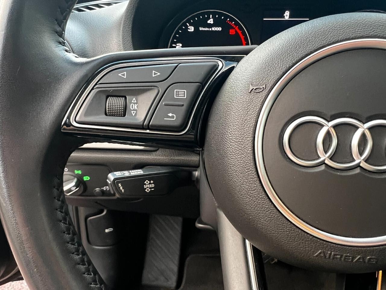 Audi A3 SPB 30 TDI S Tronic- 2019-NAVI